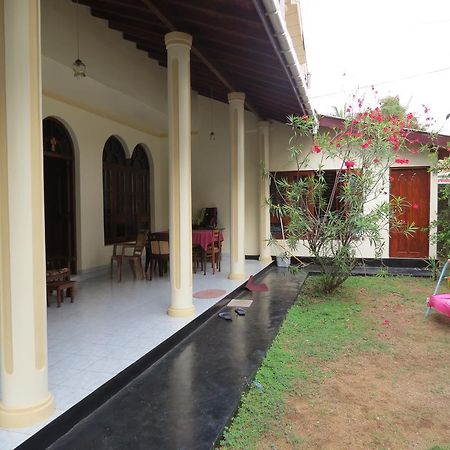 Bolonghes Homestay Negombo Ngoại thất bức ảnh